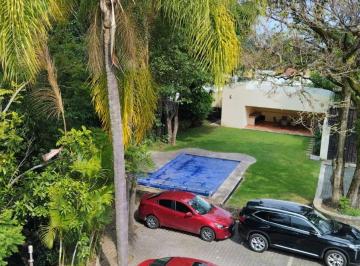 Casa en condominio de 4 habitaciones, Cuernavaca · Condominio Moderno en Venta en Tétela del Monte, Cuernavaca, Morelos