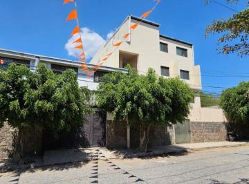 Edificio , Jocotepec · Edificio en Venta en Chantepec Casi Junto Al Lago de Chapala