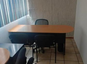 1 · Oficina en Renta en Los Bosques con Servicios Incluidos