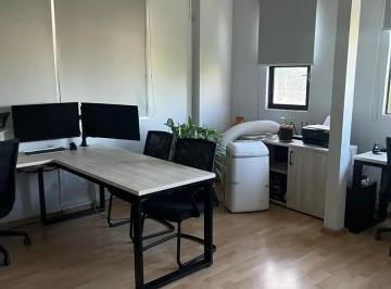 1 · Oficina en Renta en Chapalita con Servicios Incuidos