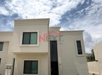 Foto principal · Casa en Renta en Monte de Calabria