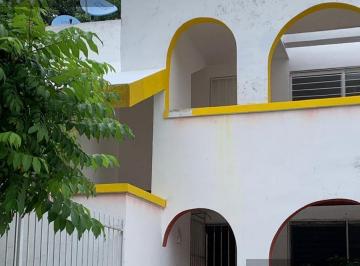 Departamento · 65m² · 2 Recámaras · 1 Estacionamiento · Departamento en Venta Supmz 31 Cancun Zona Centro Av Kabah con Av Coba