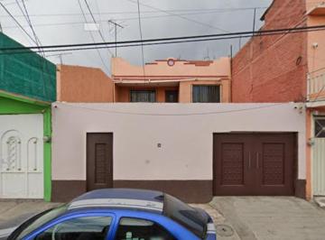 Casa de 2 habitaciones, Ecatepec de Morelos · Casa en Venta en Nuevo Laredo