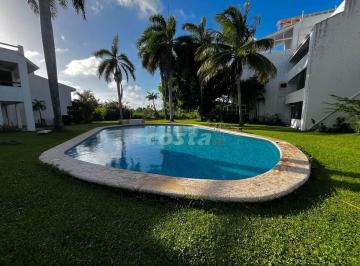Casa en condominio de 4 habitaciones, Benito Juárez · Residencia en Condominio - Poktapok en Zona Hotelera, Cancún.