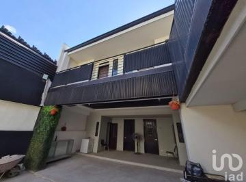 Edificio · 500m² · 6 Recámaras · 4 Estacionamientos · Complejo Departamentos en Venta