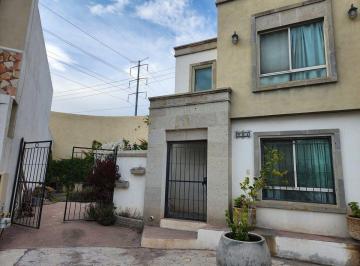 d0345921b4875e9fe899df8d4ec2254694aba321cb4ca31c6f2e657a3c8f8612 · Casa en Renta | Santa Fe, Poniente de Saltillosalt