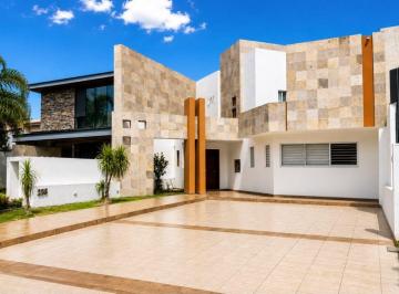 Casa en condominio de 3 habitaciones, León · Los Naranjos Country, Residencia en Venta