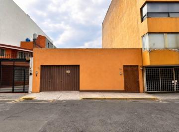 Casa de 6 habitaciones, Benito Juárez · Casa en Venta con Departamento Independiente en del Valle Sur