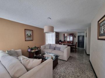 Departamento de 3 habitaciones, Toluca · Venta Depa 105 m² 1⁰ Piso 3 Recámaras Seguridad Portón Eléctrico Vértice Toluca a 300 m Walmart Tolloc