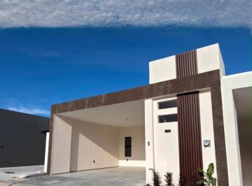 Casa · 130m² · 2 Recámaras · 2 Estacionamientos · Casa en Venta en Punto Lomas