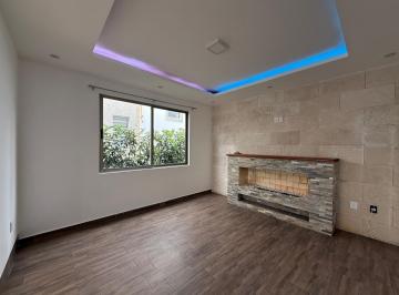 Casa · 340m² · 4 Recámaras · 4 Estacionamientos · Casa en Renta, Condado del Valle, Sección Bakeira, Metepec