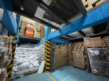 Bodega comercial , Iztapalapa · Venta de Planta de Congelación con Bodega en La Central de Abastos!