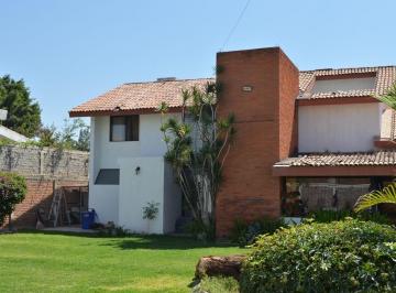 Fachada 01 · Residencia Al Sur de La Ciudad con Penthouse