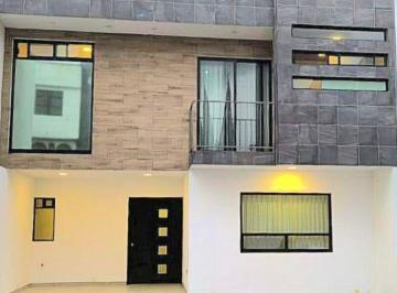 Casa de 3 habitaciones, Tlaxcala · Casa en Venta o Renta en Barrio del Alto, Tlaxcala | 3 Recámaras y Roof Garden