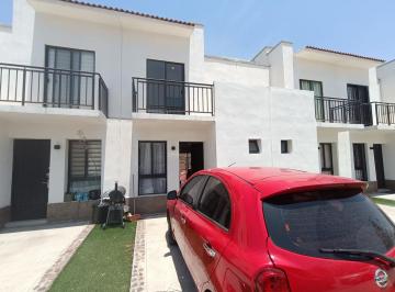 Casa en condominio de 3 habitaciones, León · Lucerna Residencial Venta Casa en Condominio 3 Recamaras 2 Baños 1 Estacionamiento Acceso Controlad
