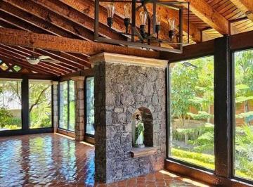 Casa · 350m² · 4 Recámaras · 2 Estacionamientos · Casa - Villa de Los Frailes
