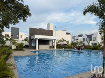 Casa · 85m² · 3 Recámaras · 2 Estacionamientos · Casa en Renta Amueblada Bahia de Banderas San Vicente