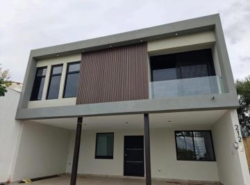 Casa de 3 habitaciones, León · Mayorazgo La Gavia Resudencia Casa Venta 3 Recamaras 3 Baños 3 Estacionamientos 187 m² Construccion