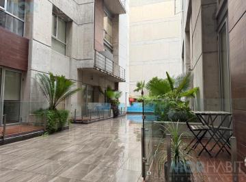 Departamento · 180m² · 2 Recámaras · 2 Estacionamientos · Departamento en Renta