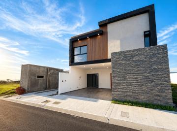 Casa · 208m² · 4 Recámaras · 2 Estacionamientos · Casa en Venta Lomas de La Rioja Riviera Veracruzana
