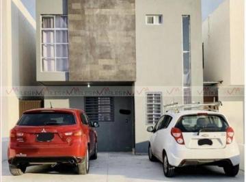 Casa · 130m² · 3 Recámaras · 2 Estacionamientos · Casa en Renta en Apodaca