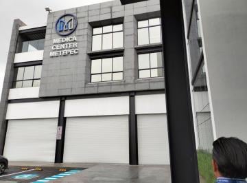 Local comercial · 18m² · 1 Estacionamiento · Local en Bellavista, Metepec