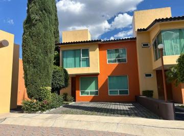 5a27b78796972a0c46dacef7b92510a87abff5cbda0aa26a5a9273b6a060ffb0 · Casa en Venta Juriquilla Oportunidad!