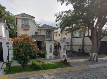 Casa de 5 habitaciones, Puerto Vallarta · Venta de Casa en Marina Vallarta, Puerto Vallarta, Jalisco
