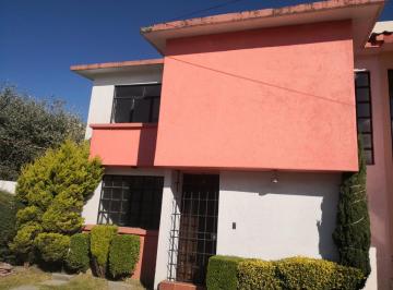 Casa en condominio · 174m² · 3 Recámaras · 2 Estacionamientos · Casa en Condominio - Metepec