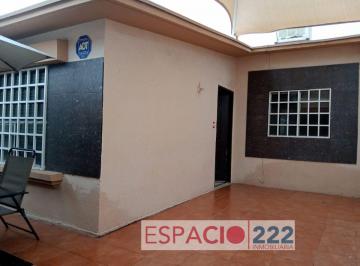 Casa de 3 habitaciones, Chihuahua · Se Vende Bonita Casa de Una Planta en Fracc. Jardines del Saucito $2'780,000