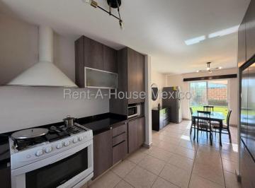 Casa de 3 habitaciones, Querétaro · Renta Casa en Cumbres del Lago Juriquilla 3 Recamaras 3 Baños Amplio Jardin