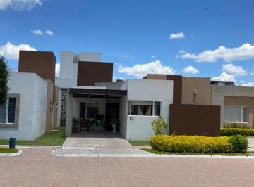 Casa de 2 habitaciones, Tequisquiapan · Casa en Condominio Alborada — Tequisquiapan