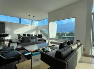Departamento · 350m² · 2 Recámaras · 3 Estacionamientos · Venta Departamento Calzada del Valle San Pedro