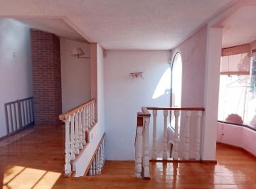 Casa · 180m² · 2 Estacionamientos · Casa en Venta, en Casa Blanca, Metepec Estado de México