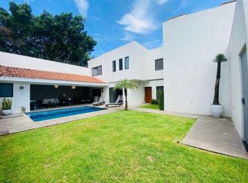Casa · 316m² · 3 Recámaras · 3 Estacionamientos · Casa en Venta en Delicias