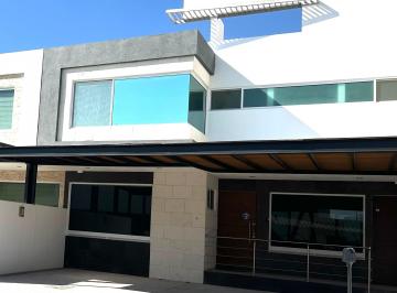 Casa de 4 habitaciones, Querétaro · Casa Equipada Lomas de Juriquilla