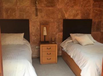 Casa en condominio de 3 habitaciones, Valle de Bravo · Cabaña en Condominio en Renta