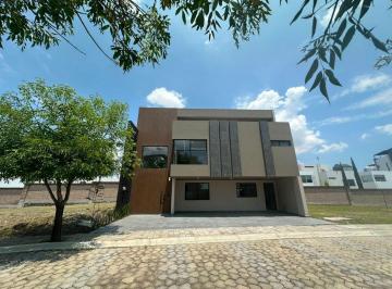 Casa en condominio de 4 habitaciones, San Andrés Cholula · Casa en Ventalomas de Angelópolis Iiparque Dublín