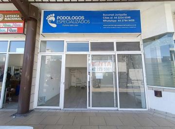Local comercial · 45m² · 3 Estacionamientos · Local en Renta El Corazón de Juriquilla, Cerca de La Uvm Querétaro