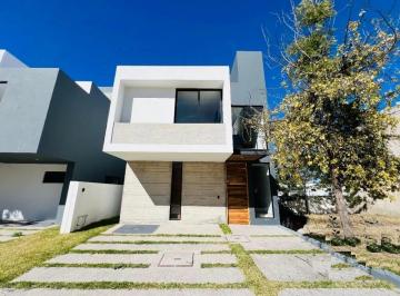 Casa de 3 habitaciones, Zapopan · Casa en Renta en Parques Vallarta Zapopan