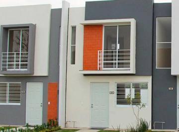 Casa de 2 habitaciones, San Pedro Tlaquepaque · Casa en Venta Paseo de Los Parques