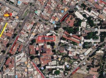 Casa de 3 habitaciones, Guadalajara · Casa con Uso de Suelo Vertical a 2 Cuadras del Nuevo Hospital Civil