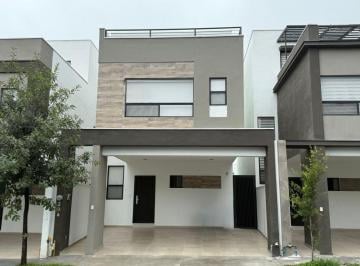 Casa en condominio de 3 habitaciones, García · Casa en Venta en Fraccionamiento Porto Cumbres, Santoral García, Nuevo León.