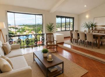 Casa · 370m² · 3 Recámaras · 3 Estacionamientos · Casa en Jardines en La Montaña