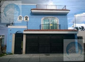 Casa · 160m² · 4 Recámaras · 4 Estacionamientos · Casa en Venta en La Colonia Echeverria Guadalajara Jalisco