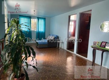 Casa · 300m² · 4 Recámaras · 2 Estacionamientos · Casa en Venta en Centro 26 - 2542.