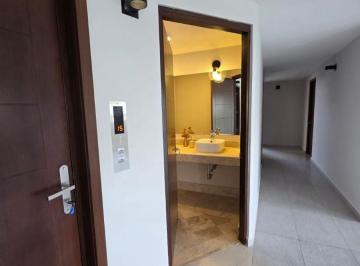Departamento en Venta de 3 habitaciones Country Club · Departamento en Venta Lomas Country Club