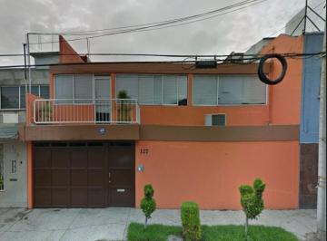 Casa de 4 habitaciones, Azcapotzalco · ¡Excelente Oportunidad de Inversión en Clavería, Azcapotzalco!