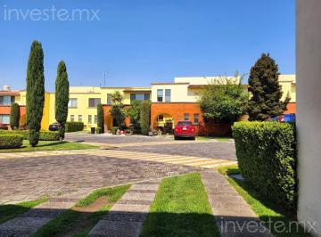 Casa · 182m² · 4 Recámaras · 2 Estacionamientos · Casa - Santa Cecilia