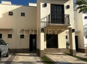 Casa · 119m² · 3 Recámaras · 2 Estacionamientos · Casa en Renta en Condominio Lucerna